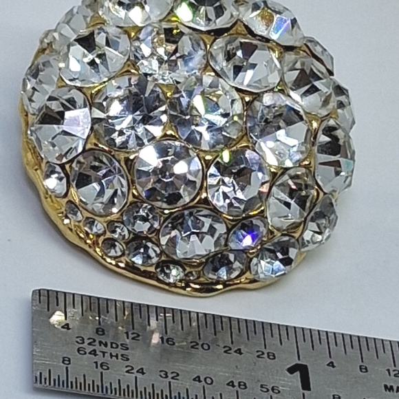 * Vintage Blanca High Dome Rhinestones Gold Tone Clip On Earrings - Picture 2 of 5